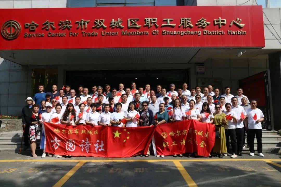 父母不同意我和女朋友结婚怎么办？游戏画面